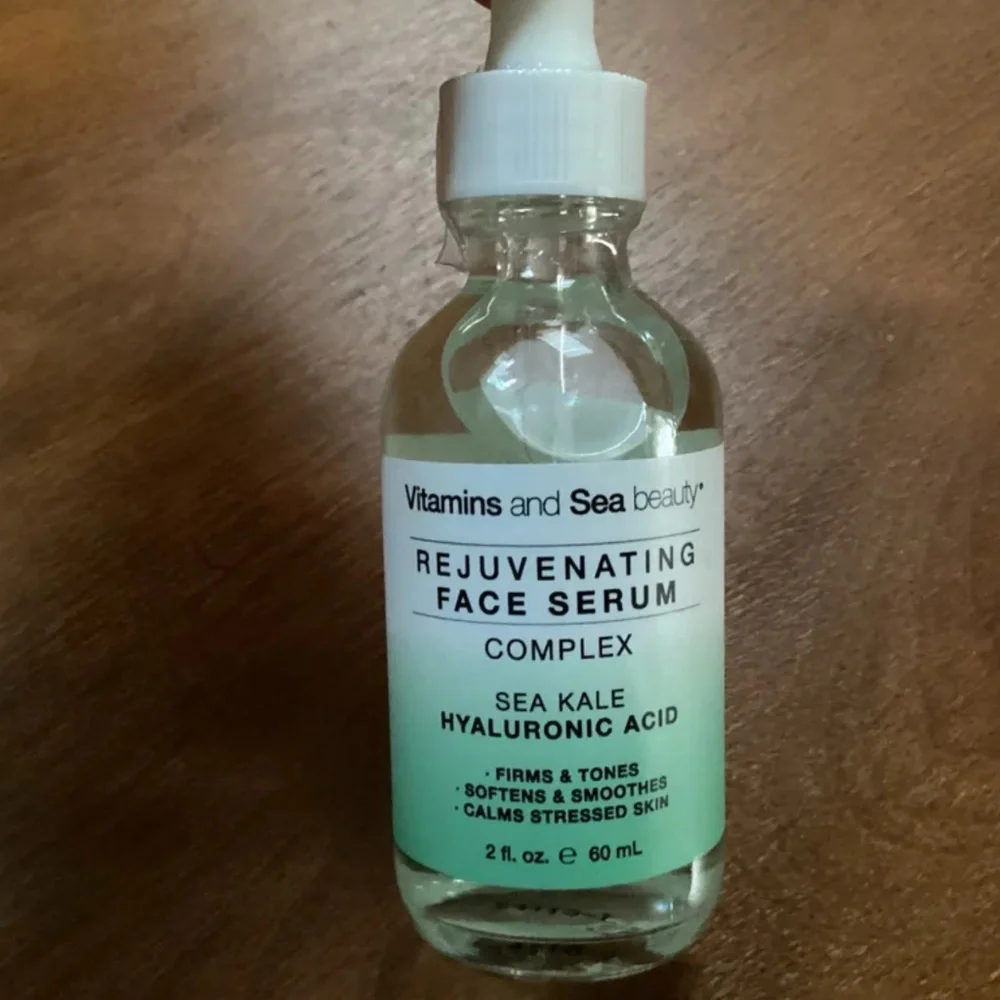 Vitamins and Sea Beauty Rejuvenating Face Serum Sea Kale Hyaluronic Acid